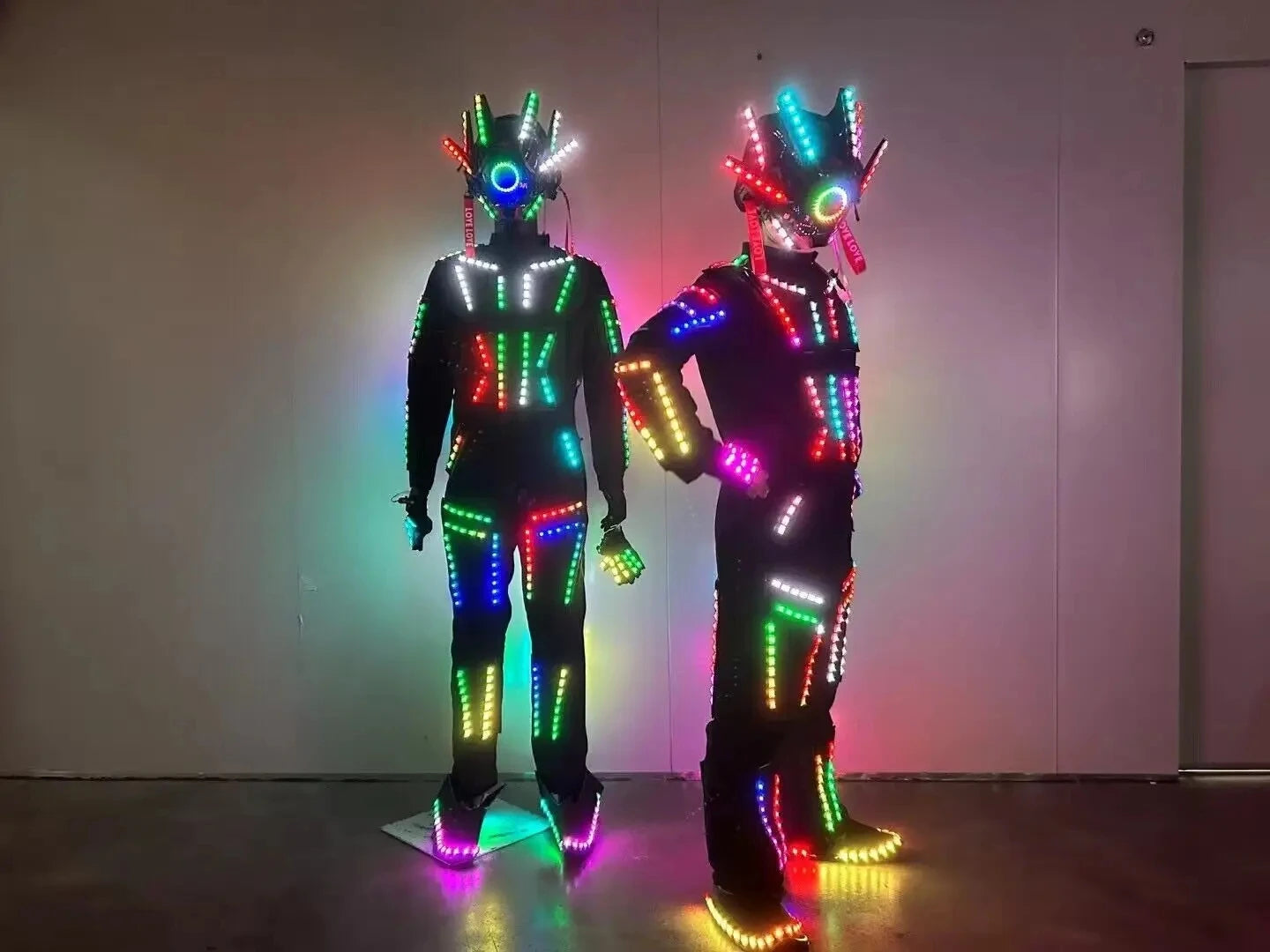 Full Color Smart Pixels LED Robot Suit Costume Lighting Up Suits For Stage Performance Clothing Nightclub