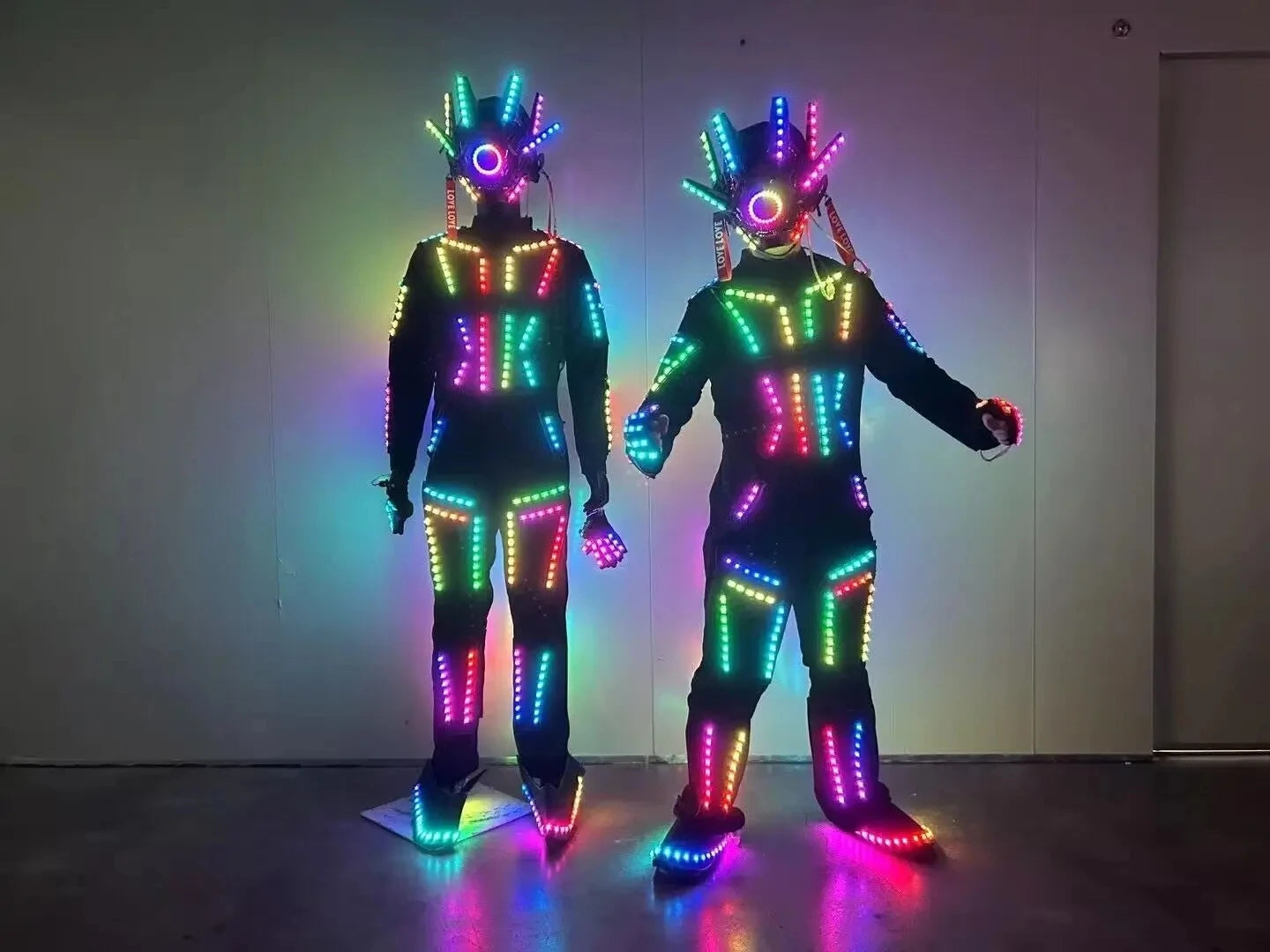 Full Color Smart Pixels LED Robot Suit Costume Lighting Up Suits For Stage Performance Clothing Nightclub