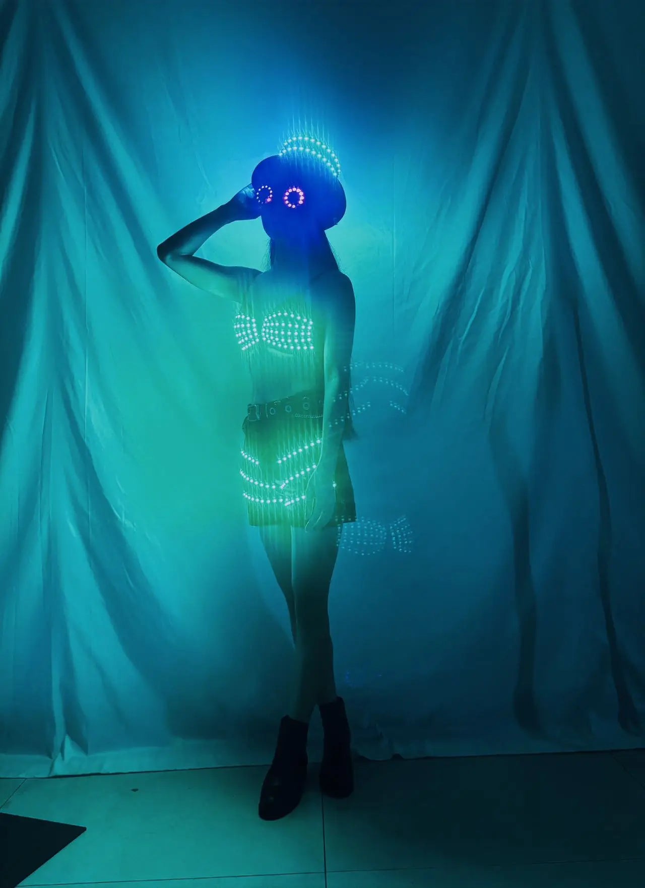 New LED Costumes Light Up Bra Sexy Luminous Lady Party Dance Suits DJ Nightclub Bar Glowing Clothing Show Tutu Skirt Celebration
