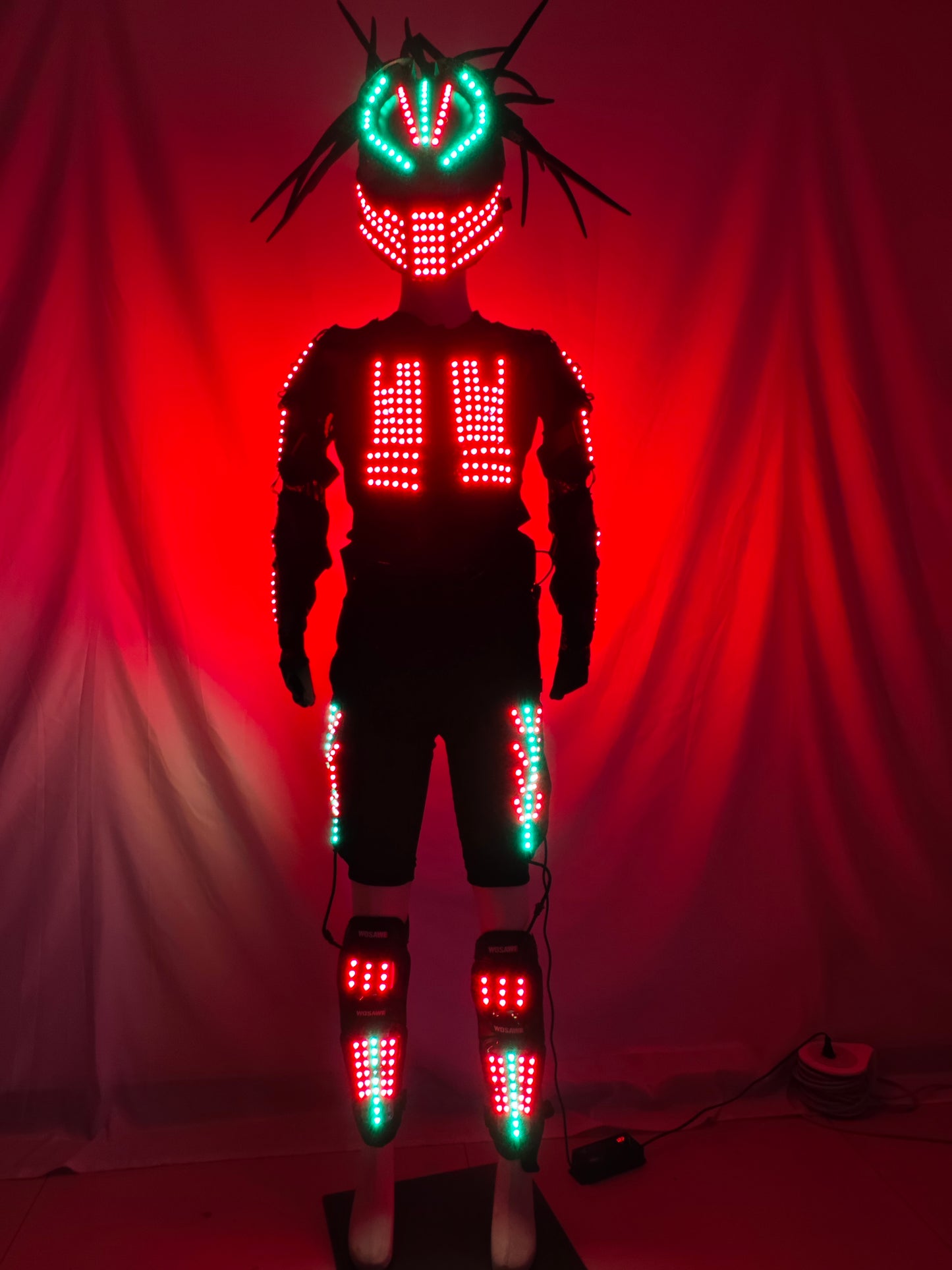 LED Luminous Armor Costumes Lighting Up Stage Dance Suits For Nightclub Bar Light Show Performance With Helmet And Hair