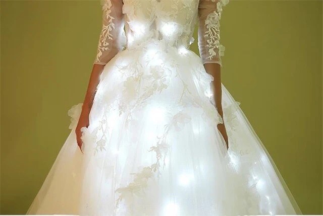 New Design Led Luminous Wedding Dress