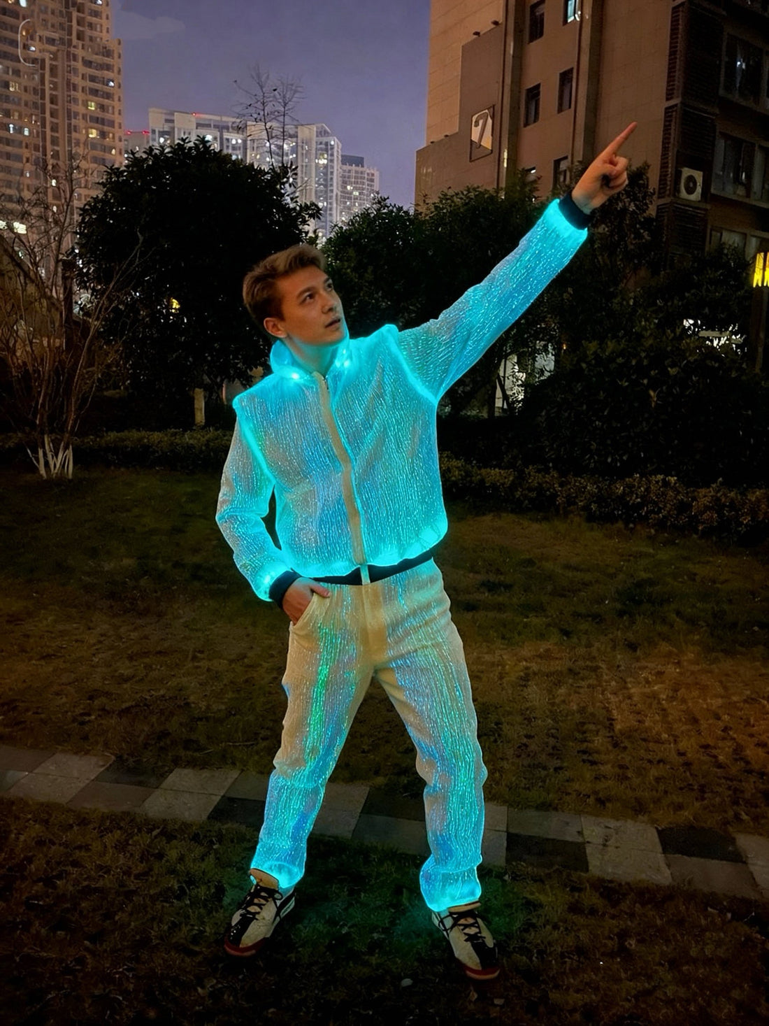 LED Luminous Stage Performance Suit with Optic Fiber for Dance Entertainment and Celebratory Events