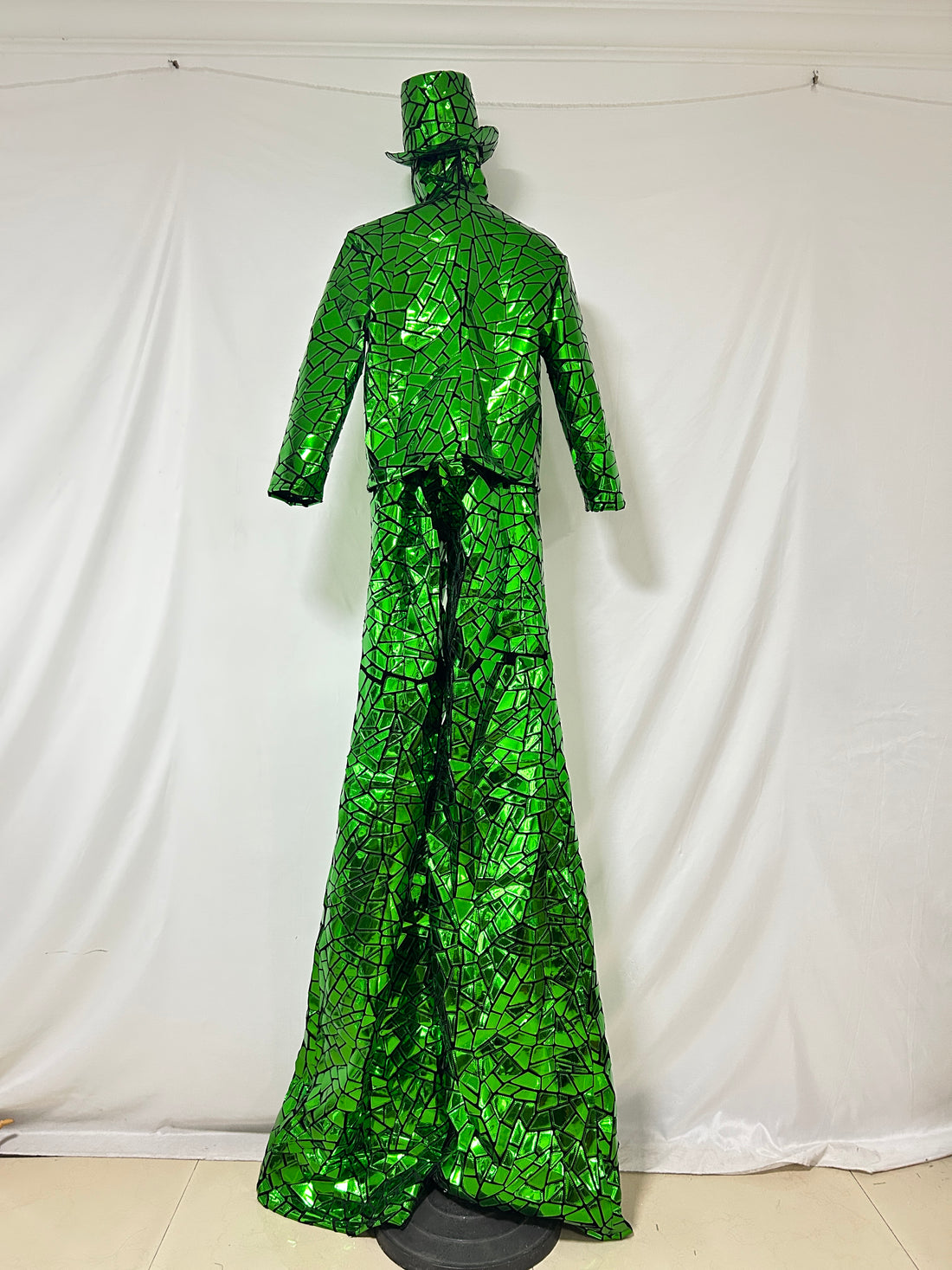 LED Stilts Bot Performance Costume Reflective Mirror Sequins Fabric for Stage Shows Cosplay Suits Entertainment Events