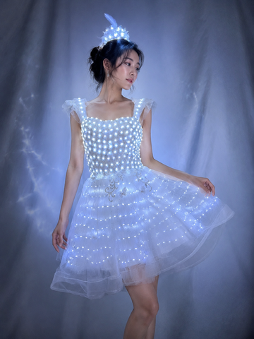 Women’s LED Light-Up Princess Dress – White Fiber Optic Fairy Dress with 16 Color Changing Modes, Remote Control, Battery Pack Included, Rechargeable/AA Powered, Lighted Costume for Parties, Festivals & Stage Performances