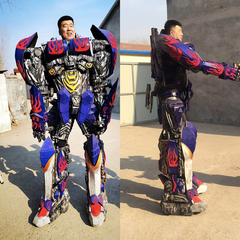 大型トランスフォーマーのウェアラブルロボット服